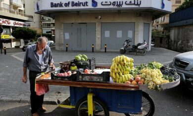 Lebanon đóng cửa ngân hàng vì bị cướp liên tục
