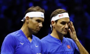 Roger Federer thua trận chia tay sự nghiệp tennis
