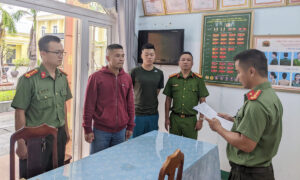 Thêm ba người bị khởi tố liên quan đường dây đánh bạc của Phan Sào Nam