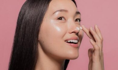 Top 10 kem dưỡng ẩm cho da dầu mụn khô ráo cả ngày, ngừa mụn hiệu quả