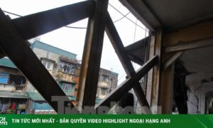Cuộc sống người dân trong những tòa nhà chung cư ”chống nạng” giữa Hà Nội