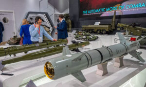 Giới buôn vũ khí hưởng lợi từ xung đột Ukraine