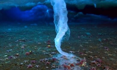‘Ngón tay tử thần’ bên dưới mặt băng Nam Cực