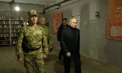 Thông điệp của ông Putin khi thăm Kherson, Lugansk