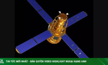 UFO lóe sáng ở Kiev, NASA bác bỏ tuyên bố vệ tinh rơi