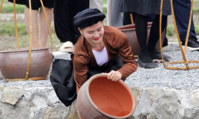 Tour du lịch Làng Cá Gỗ