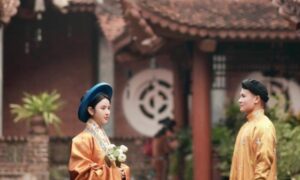 Cận cảnh ngôi chùa cách Hà Nội 60km, xuất hiện trong bộ ảnh cưới của Quang Hải và Chu Thanh Huyền