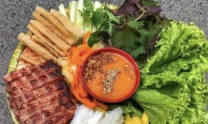 Ba món đặc sản bình dân lọt Top Ẩm thực tiêu biểu Việt Nam