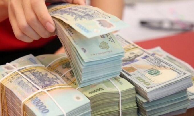 Sau khi lập đỉnh, lãi tiết kiệm sẽ diễn biến thế nào trong năm 2024?