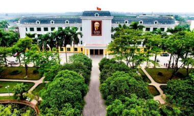 Học viện Nông nghiệp Việt Nam nâng sàn xét tuyển học bạ