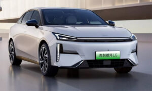 Hãng ôtô Trung Quốc đua nhau làm xe hybrid chạy 2.000 km