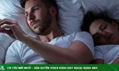 Nửa đêm tỉnh giấc, tôi gục ngã khi vô tình nghe được cuộc điện thoại của chồng với người khác