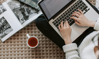 Người làm báo có thể nâng cao tính chuyên nghiệp bằng các công cụ AI