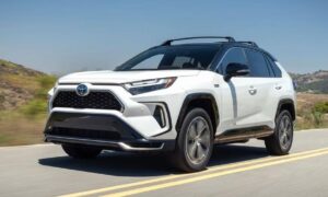 3 vấn đề thường gặp trên Toyota RAV4 sau khi mua xe