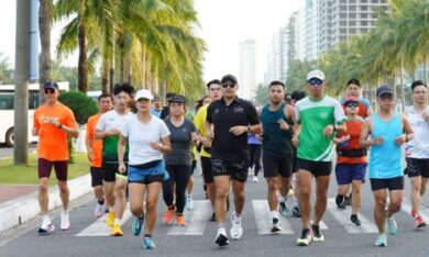 Hơn 7.000 VĐV tham gia tranh tài ở giải Danang International Marathon 2025