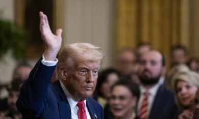 Sau tuyên bố mới của ông Trump, thị trường toàn cầu đảo chiều ngoạn mục