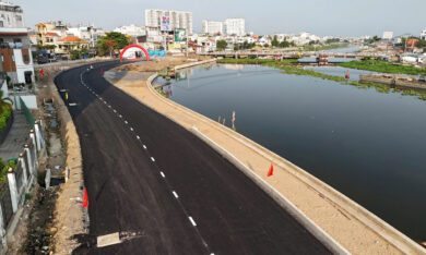Thông xe 4 km đường ven kênh dài nhất TP HCM