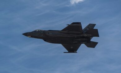 Anh mua loạt tiêm kích F-35 có thể mang vũ khí hạt nhân