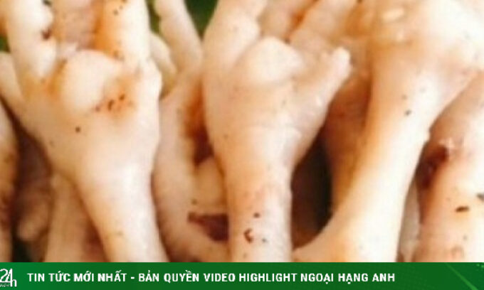Làm chân gà hấp rau răm theo cách sau, chân gà ăn ngon từ đầu đến cuối, không ngán