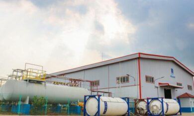 Rao bán khoản nợ của doanh nghiệp sản xuất gas lạnh đầu tiên của Việt Nam