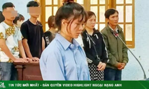 Nữ sinh đâm bạn học tử vong chỉ vì câu bình luận trên mạng