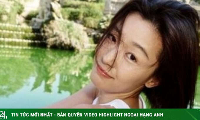 “Mợ chảnh” Jeon Ji Hyun và cú lột xác đầy ngoạn mục ở tuổi 44