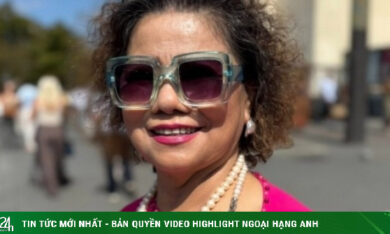 Nước mắt hạnh phúc của NSND Thanh Hoa ở tuổi 75