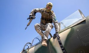 Chiến thuật dùng ‘vũ khí đồ cổ’ của Ukraine săn tìm UAV Nga