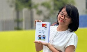 Nữ nhà báo VTV dành 1 năm ra tập thơ Bốn mùa cờ bay