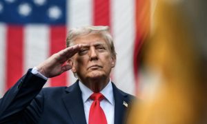 Luật Mỹ không cho phép bán Visa, ‘Thẻ vàng Trump’ triệu USD đối diện rủi ro gì?