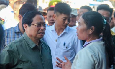 Thủ tướng: Xây nhà mới cho người dân ảnh hưởng bão Kalmaegi