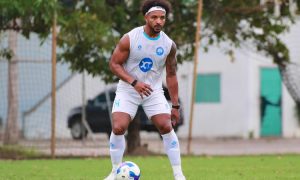 Nguyễn Xuân Son đón tin vui, Đoàn Văn Hậu nhận tin buồn?