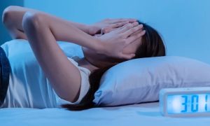 Thận suy giảm, khi ngủ sẽ xuất hiện 2 dấu hiệu cảnh báo